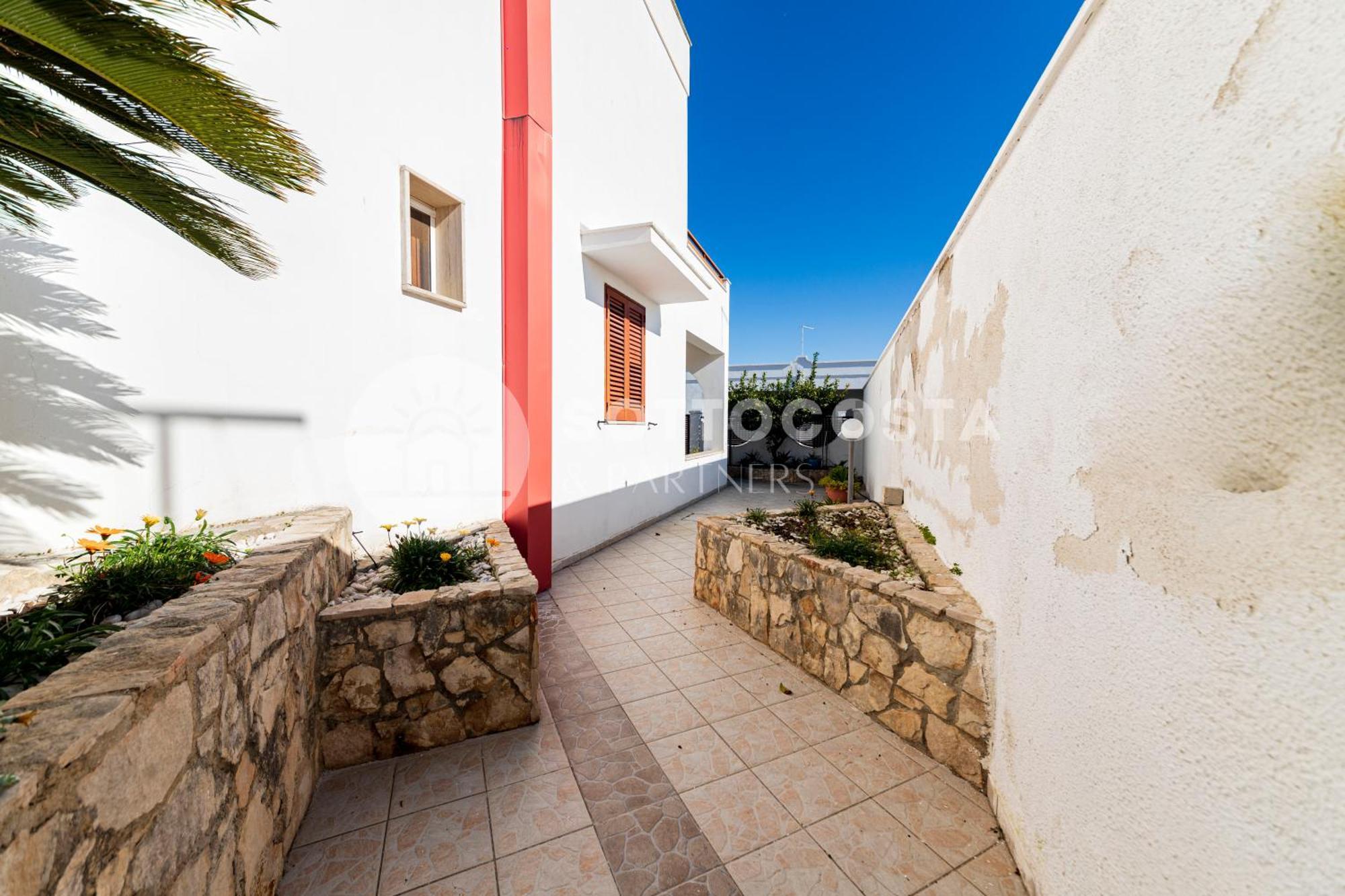 Giorni Salentini Bed & Breakfast Torre Lapillo Exterior photo